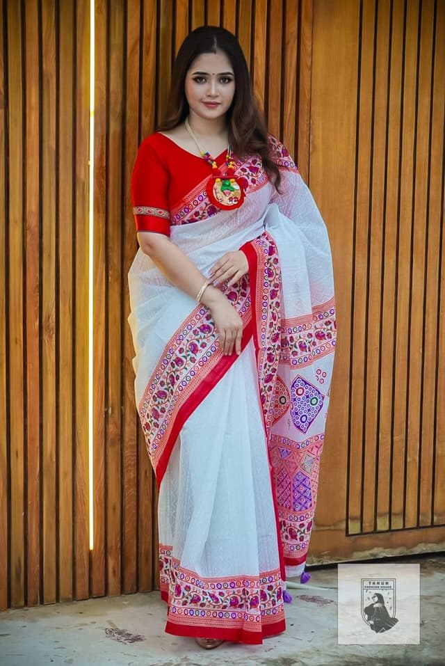 trendy and fashionable afsan print saree for women